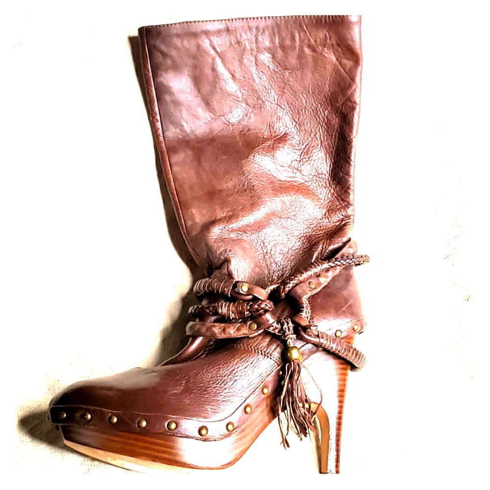 Dolce Vita Brown Platform Boots - Stunning!